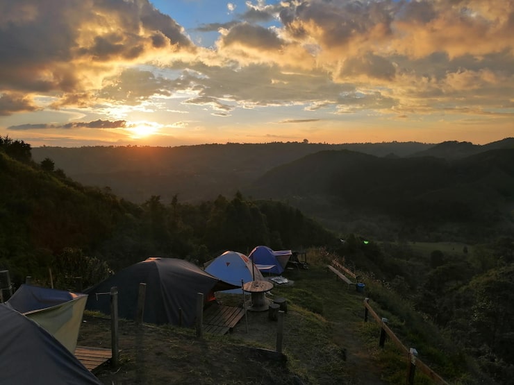 tempat camping di lembang
