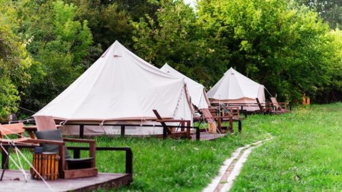 https://hilltopcamplembang.com/tempat-camping-di-lembang-bandung-murah/
