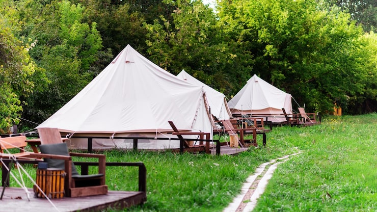 https://hilltopcamplembang.com/tempat-camping-di-lembang-bandung-murah/